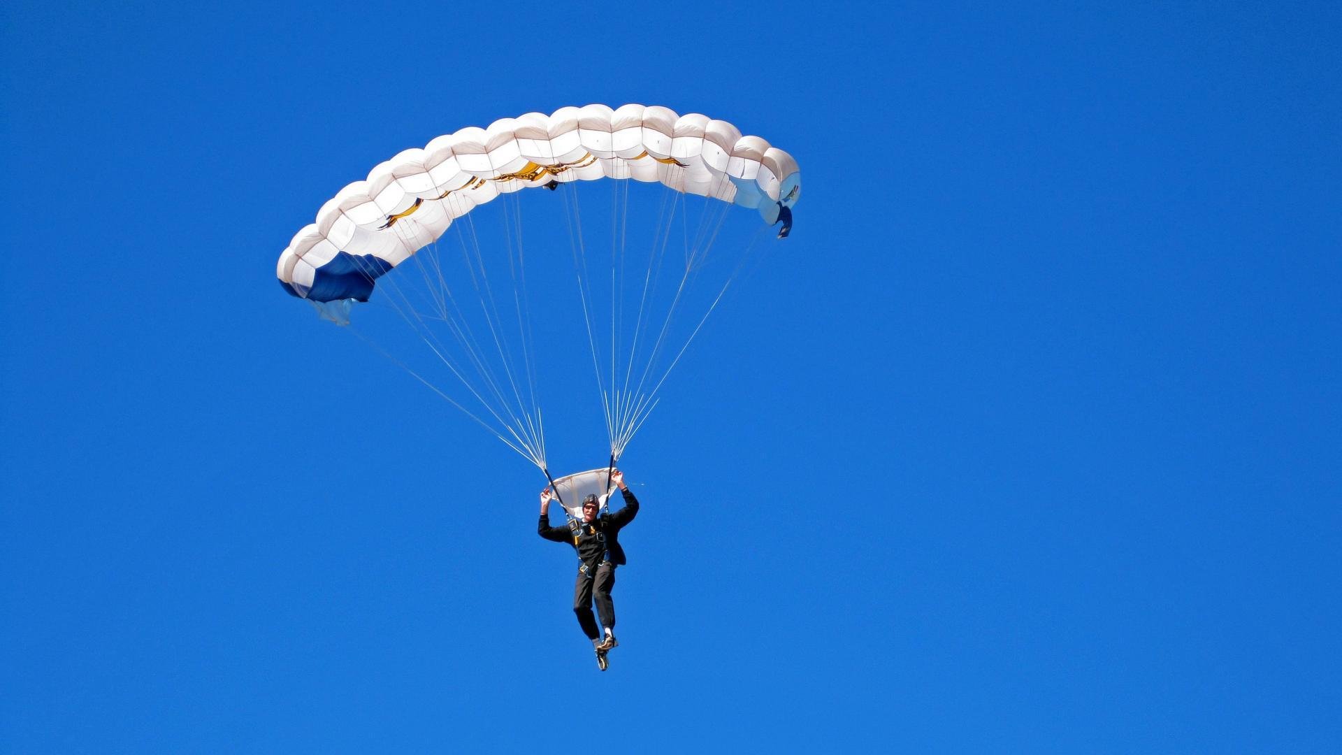 kaiyun-“高原疾驰：雪山巅峰的生命冲刺”，高原雪山最经典徒步路线