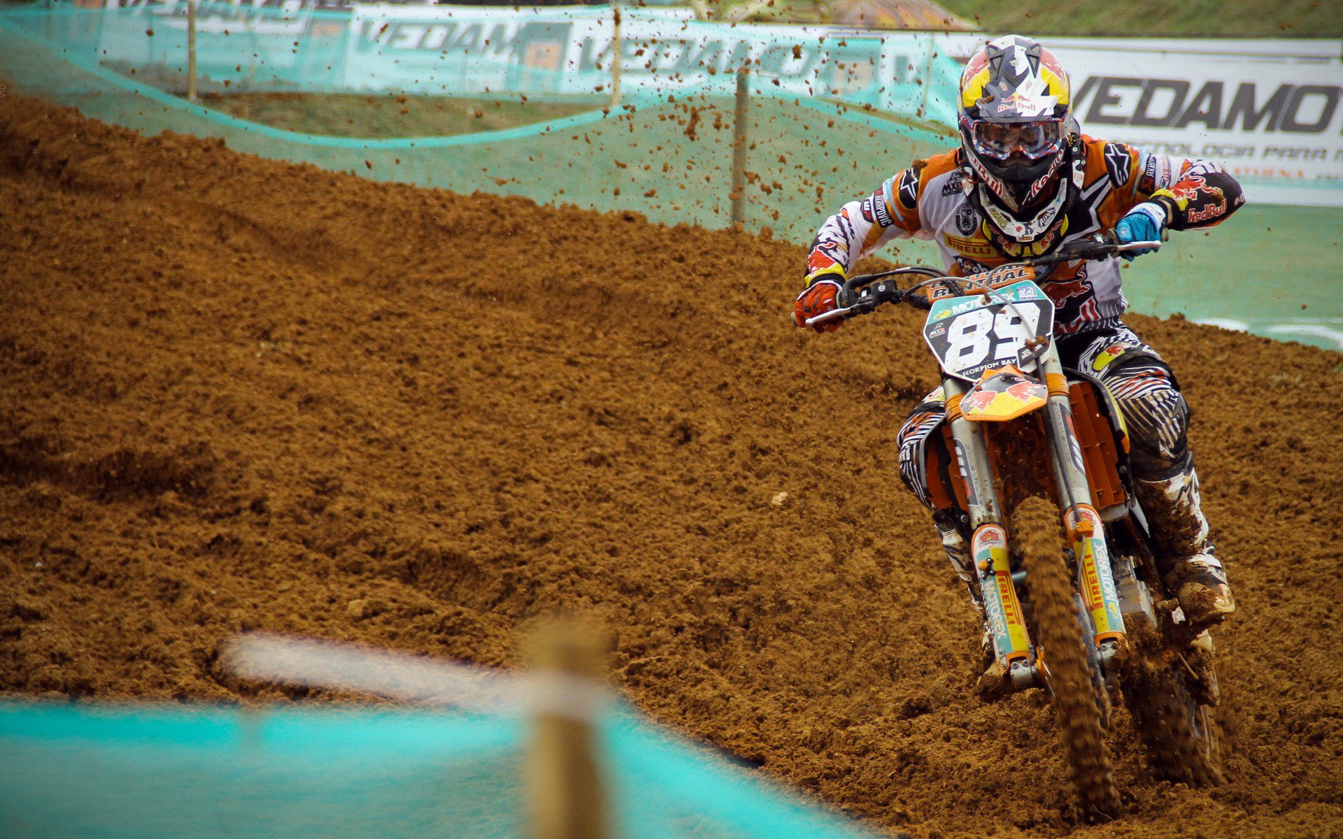 塞维利亚主场大捷，实现全面胜利，塞维利亚球场